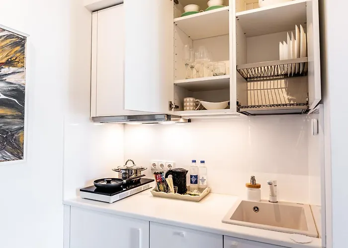 아파트 Near Bus Station